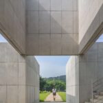 Campo de arroz. arquitectura brutalista. bloques de hormigón. non space. on architects | on architecture8