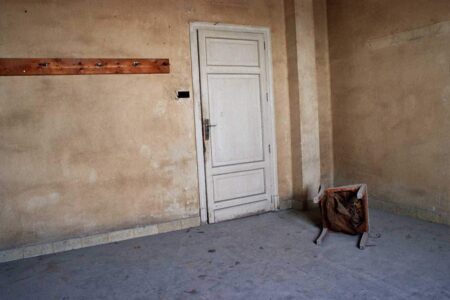 lugares abandonados, David Robles, libro de fotografía, fotoensayo, Al final todo llega, fotografía de autor | overrun