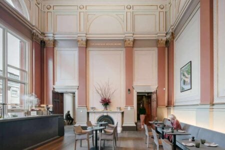Royal Academy de Londres. David Chipperfield. Foto: © Simon Menges. Premio Pritzker 2023 | oyal_academy_londres david_chipperfield simon_menges roomdiseno7