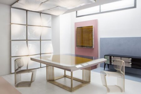 Pantonova Collection y Googie Wall Lamps (Baxter) | pantonova chair 2