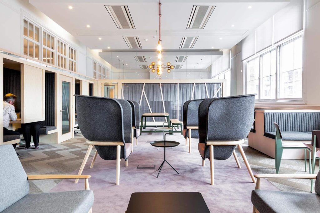 Benjamin Huber. De Vorm. pod chair | the office group east side