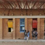 Ampliación de la Escuela Primaria de Gando. Diébédo Francis Kéré. Premio Pritzker 2022 | portada_1__erik jan_ouwerkerk