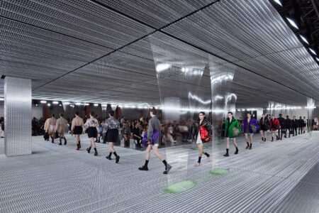 Fluid Form. Prada S/S 2024. Slime transparente. OMA | uncroppped 14
