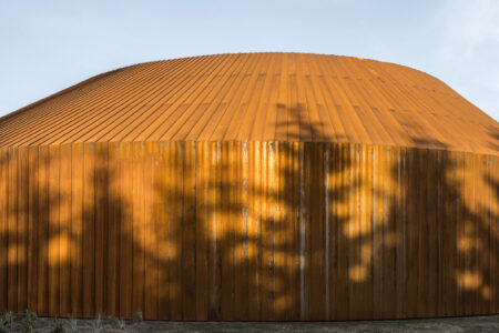 Museo de Refugiados de Dinamarca. Bjarke Ingels Group (BIG) | refugee museum of denmark flugt big bjarke ingels corten steel_roomdiseno5