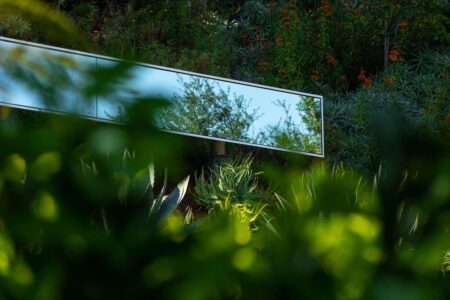 Santa Monica Linear. Phillip K. Smith III | santa monica linear roomdiseno9