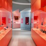 Victoria and albert museum. Inside Out. Historia de los bolsos. Escenografía teatral | studio_mutt roomdiseno10