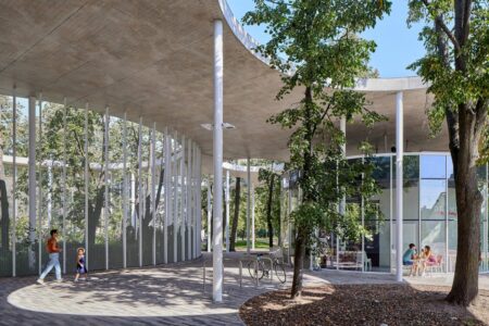 Cubierta de hormigón. Estación de autobuses de Vilkaviškis | vilkaviskis roomdiseno7