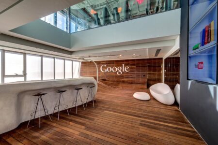 Oficinas de Google Tel Aviv. Stones de Gtefano Giovanonni. Vondom | vondom google offices tel aviv roomdiseno4