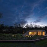 Casa enterrada en Eindhoven. WillemsenU | willemsenu13