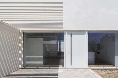 Reyes House