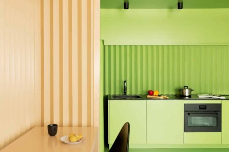 08-dining-kitchen-close-up-e26a5f98
