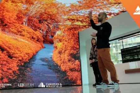 Digital Signage at Daigonal 123 - How’d they do that by leddream (1)-1deb1714