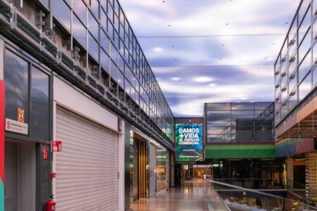 Centro comercial L'illa by leddream (5)-ef3f645a
