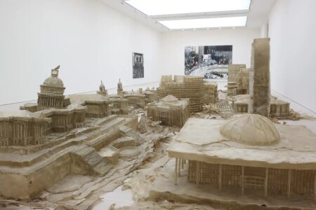 Love it, Bite it! Liu Wei