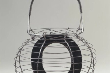 S-00283_Brossa_35,4x41x33cm_O_douera_fundacio_joan_brossa-62876c4b
