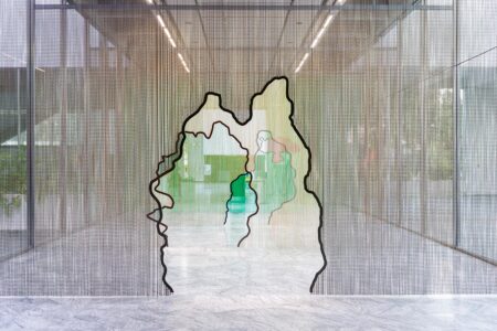 Incomplete infinitude. Vista instalación You and I don't live on the same planet. Taipei Biennial 2020. Daniel Steegmann Mangrané