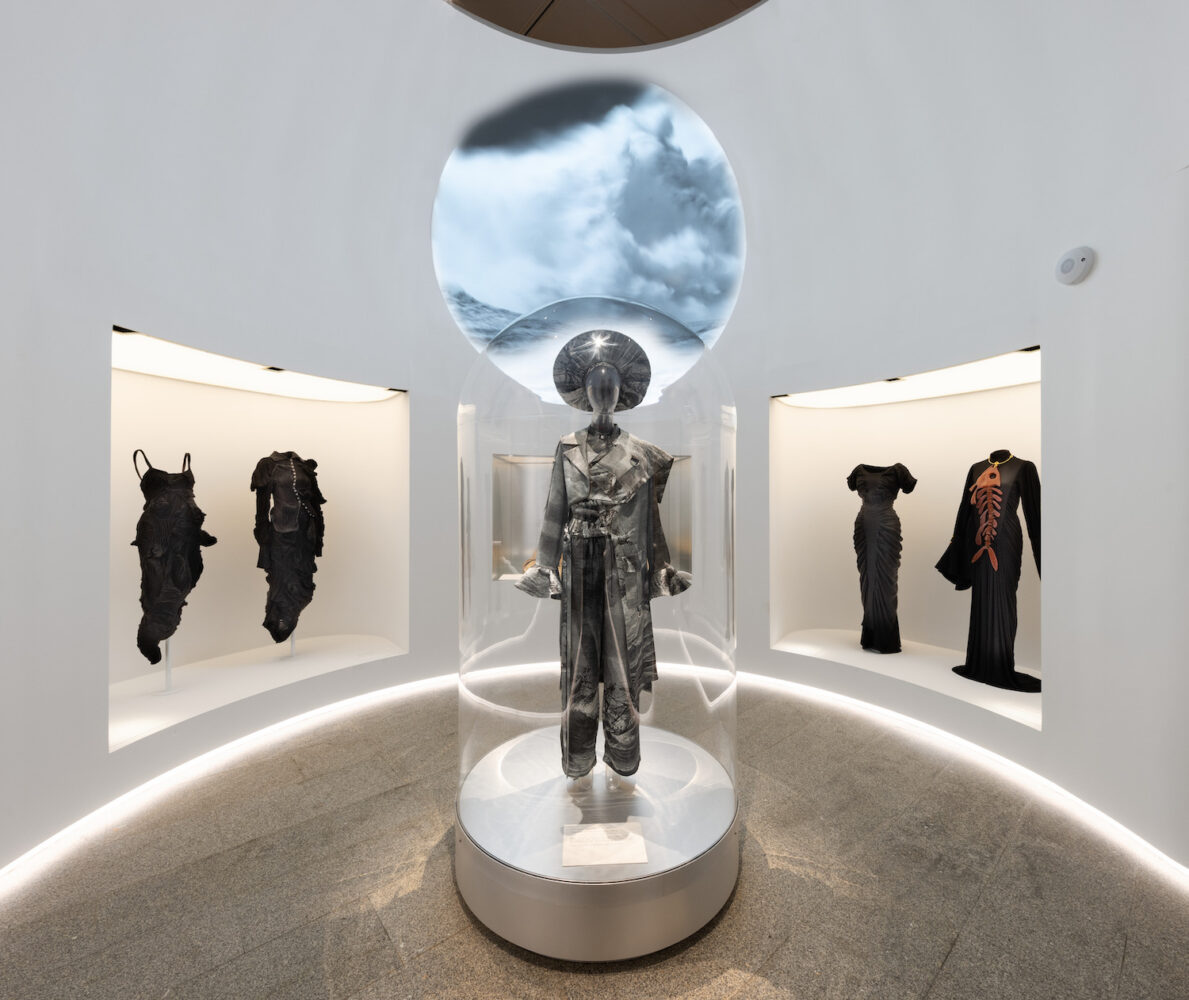 MET, exposición de moda, Sleeping beauties: reawakening fashion, experiencia inmersiva