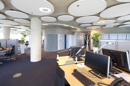 Education Executive Agency & Tax Offices. Groningen, Países Bajos. UNSTudio