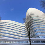 Education Executive Agency & Tax Offices. Groningen, Países Bajos. UNSTudio