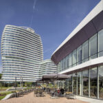 Education Executive Agency & Tax Offices. Groningen, Países Bajos. UNSTudio