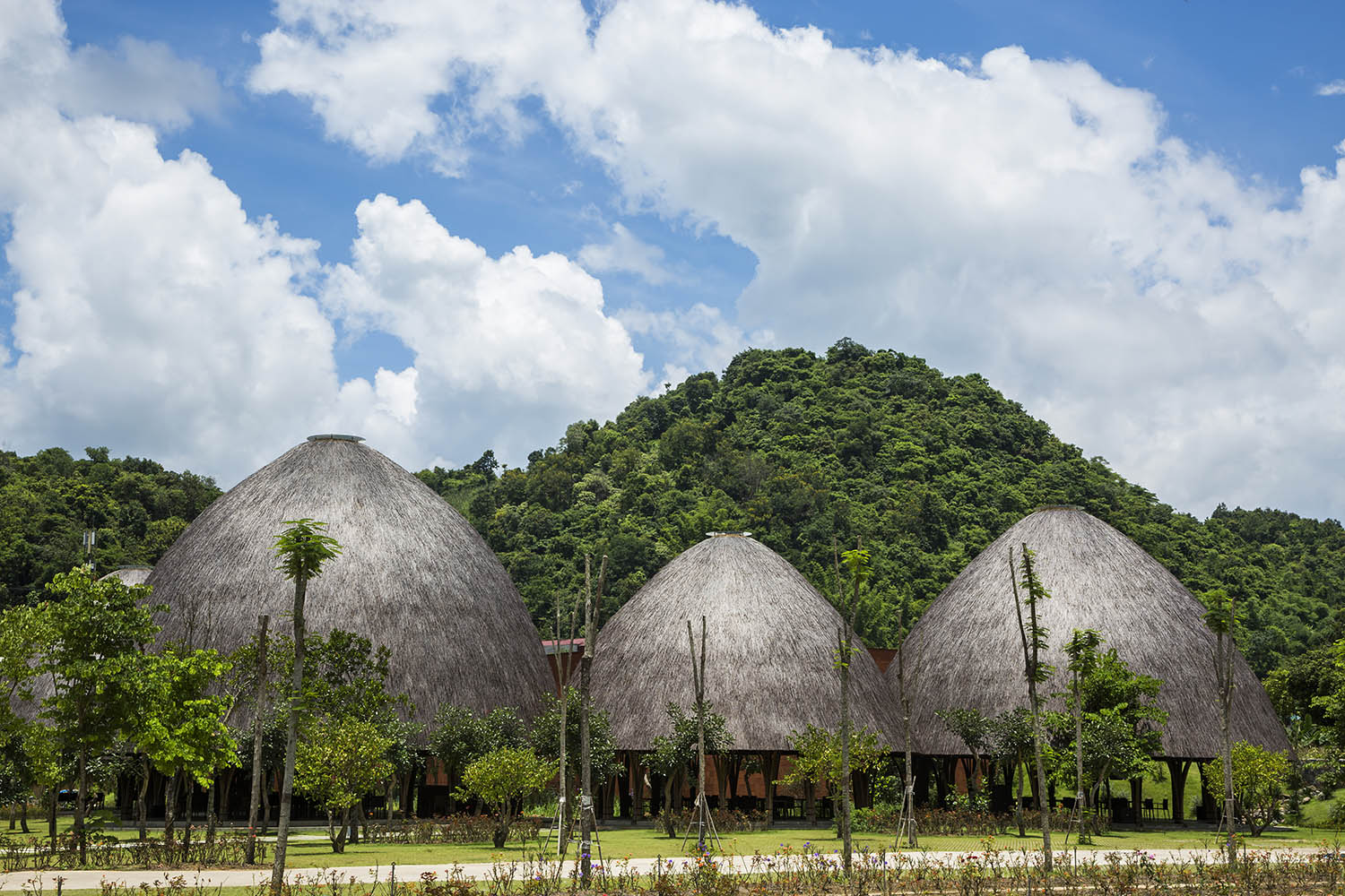 La Ceremony Dome. Son La. Võ Trọng Nghĩa Architects. Arquitectura sostenible