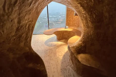 Oficina cueva. Javier Senosiain. Arquitectura orgánica
