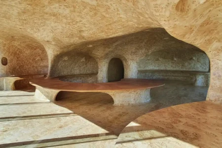 Oficina cueva. Javier Senosiain. Arquitectura orgánica