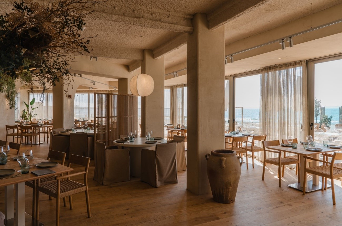 Interior del restaurante Pòsit diseñado por el Estudio 05 Cristina Arnedo