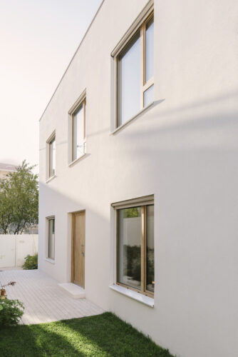 Reforma y Rehabilitación EnerPHit Passivhaus en Madrid por Estudio Mínima