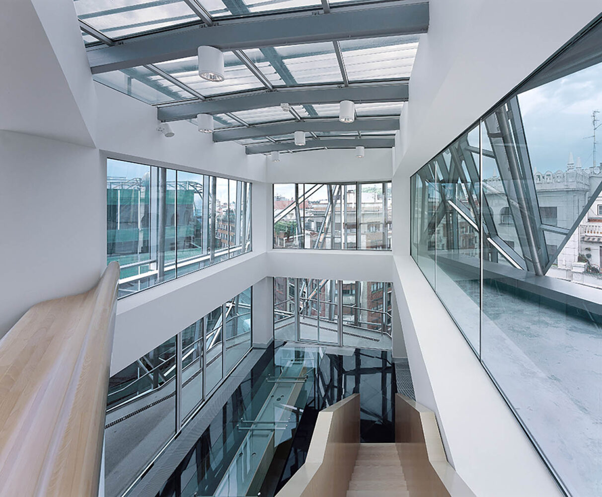 Departamento de Sanidad del País Vasco. Coll-Barreu Arquitectos
