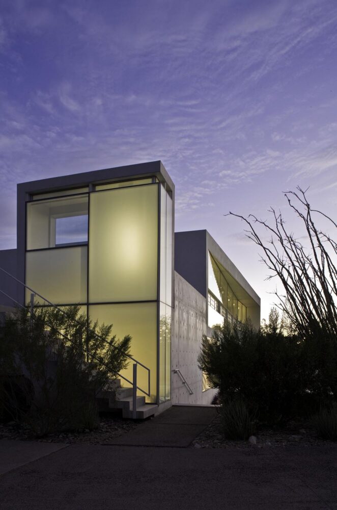 Desert City House. Phoenix, Arizona. Marwan Al Sayed Architects