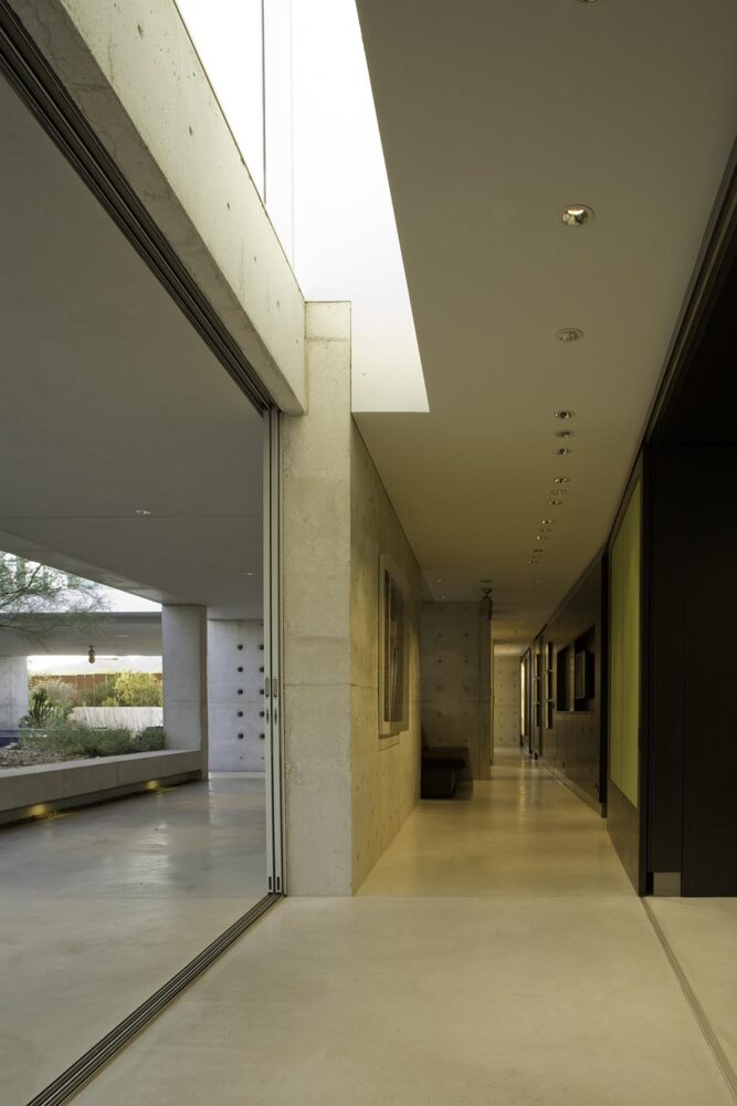 Desert City House. Phoenix, Arizona. Marwan Al Sayed Architects: