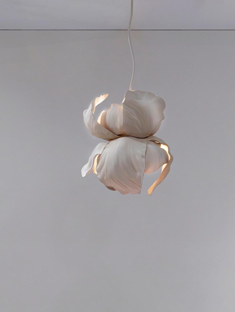 Guernica Lamp. Mathieu Lehanneur