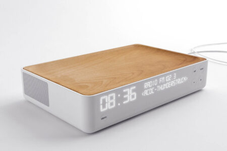 Alarm Clock Radio. Stone Designs. Diseño español