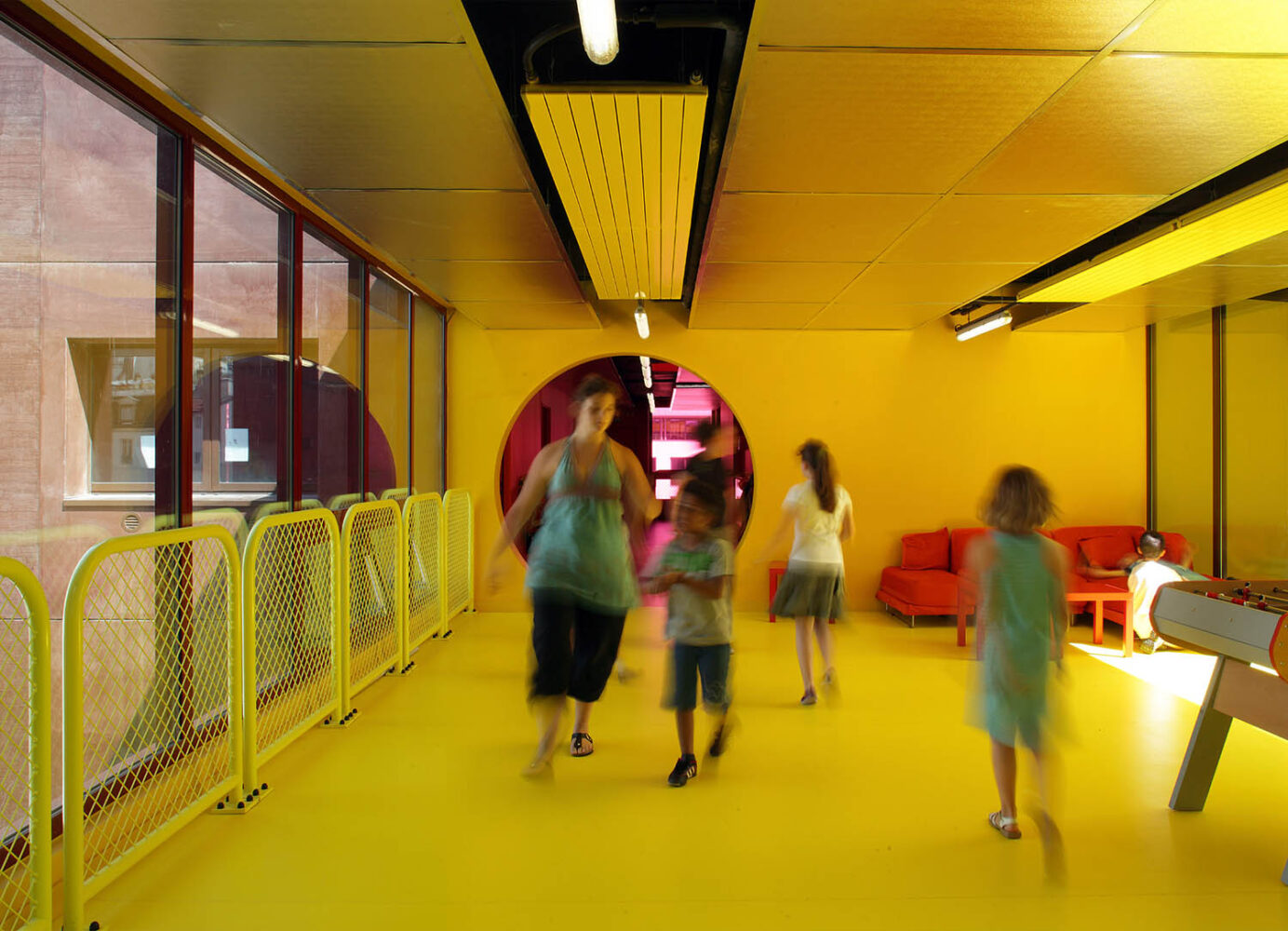Centro de ocio y deporte. KOZ Architectes