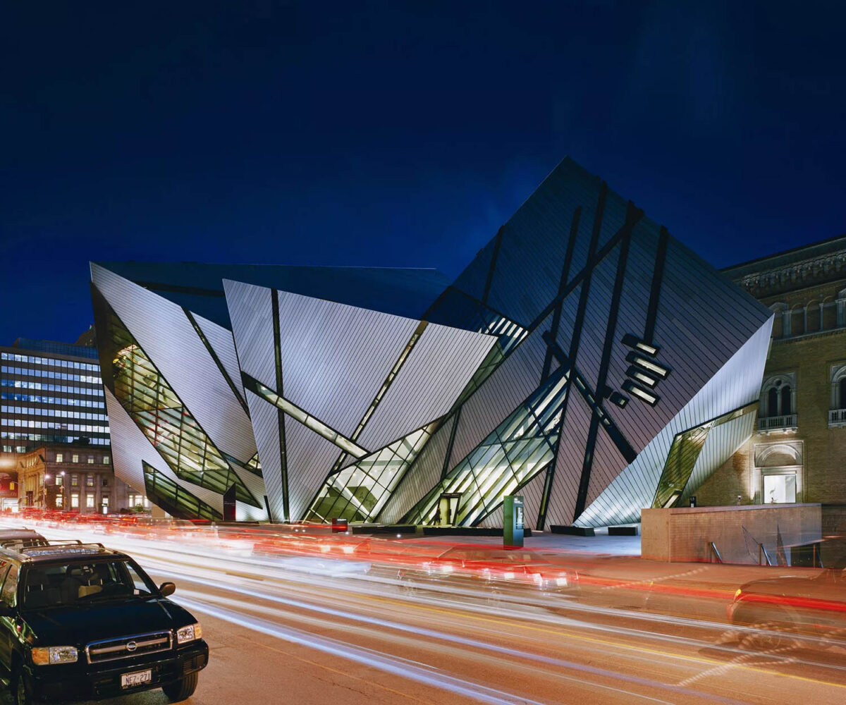 Royal Ontario. Daniel Libeskind. Toronto