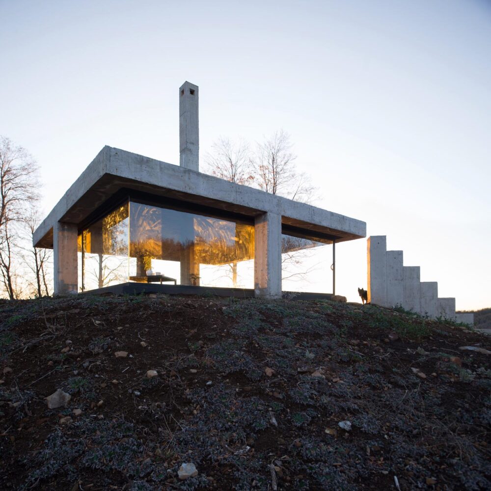 pezo von ellrichshausen, arquitectura de hormigón, pabellón rosa, arquitectura pura, Chile