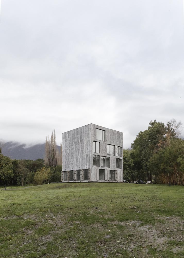 Casa de madera Humo House. Iván Bravo Arquitectos