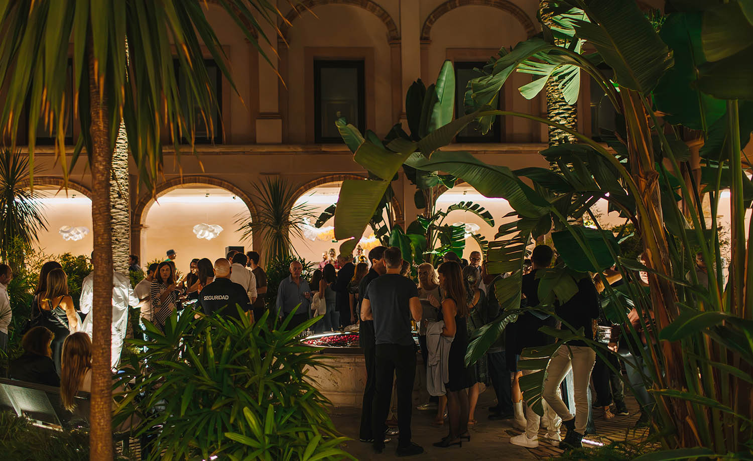 Noche en el Museo. LZF Lamps. Feria Hábitat Valencia 2024