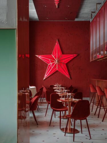 Pink Mama Restaurant. Crosby Studios. Foto: © Mikhail Loskutov