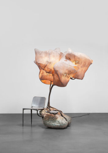 Combi Cocoon. Nacho Carbonell. Carpenters Workshop Gallery. Galerías de diseño