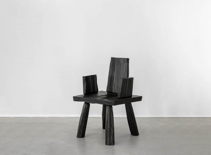 Urushi Split Armchair. Max Lamb. Gallery FUMI. Galerías de diseño