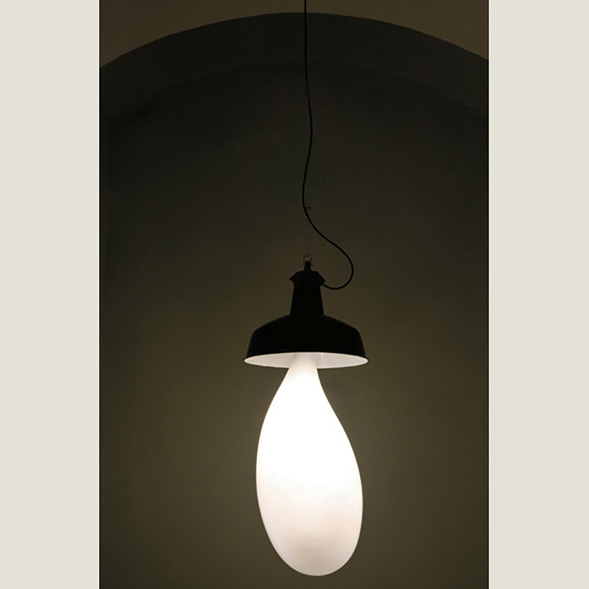 Light Bulbs. Pieke Bergman