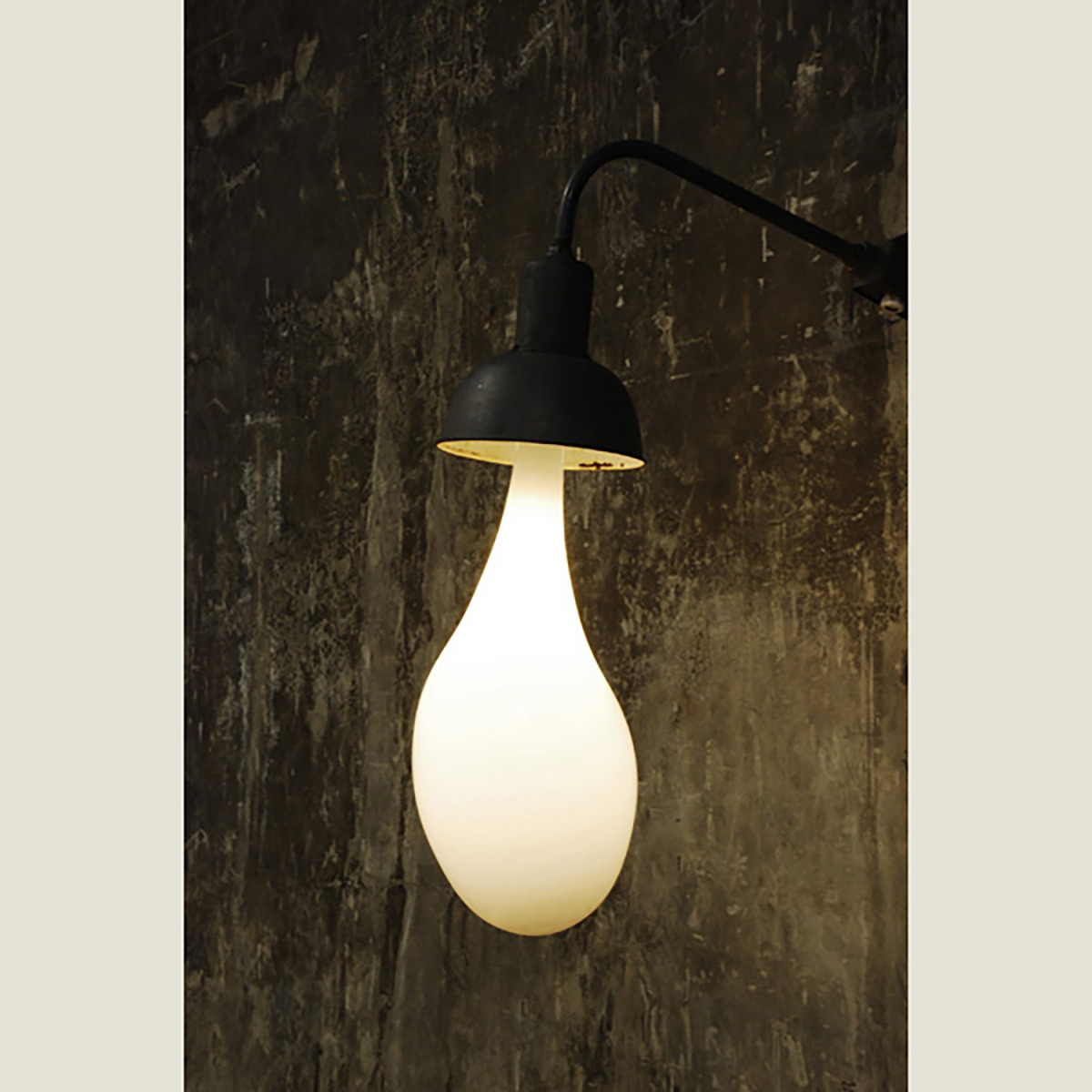 Light Bulbs. Pieke Bergman