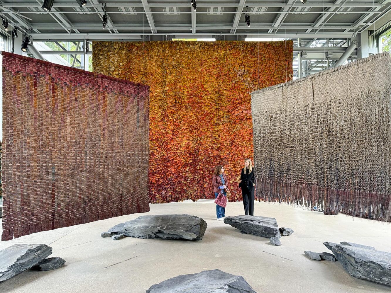 Olga de amaral, Fundación Cartier, arte textil, fiber art