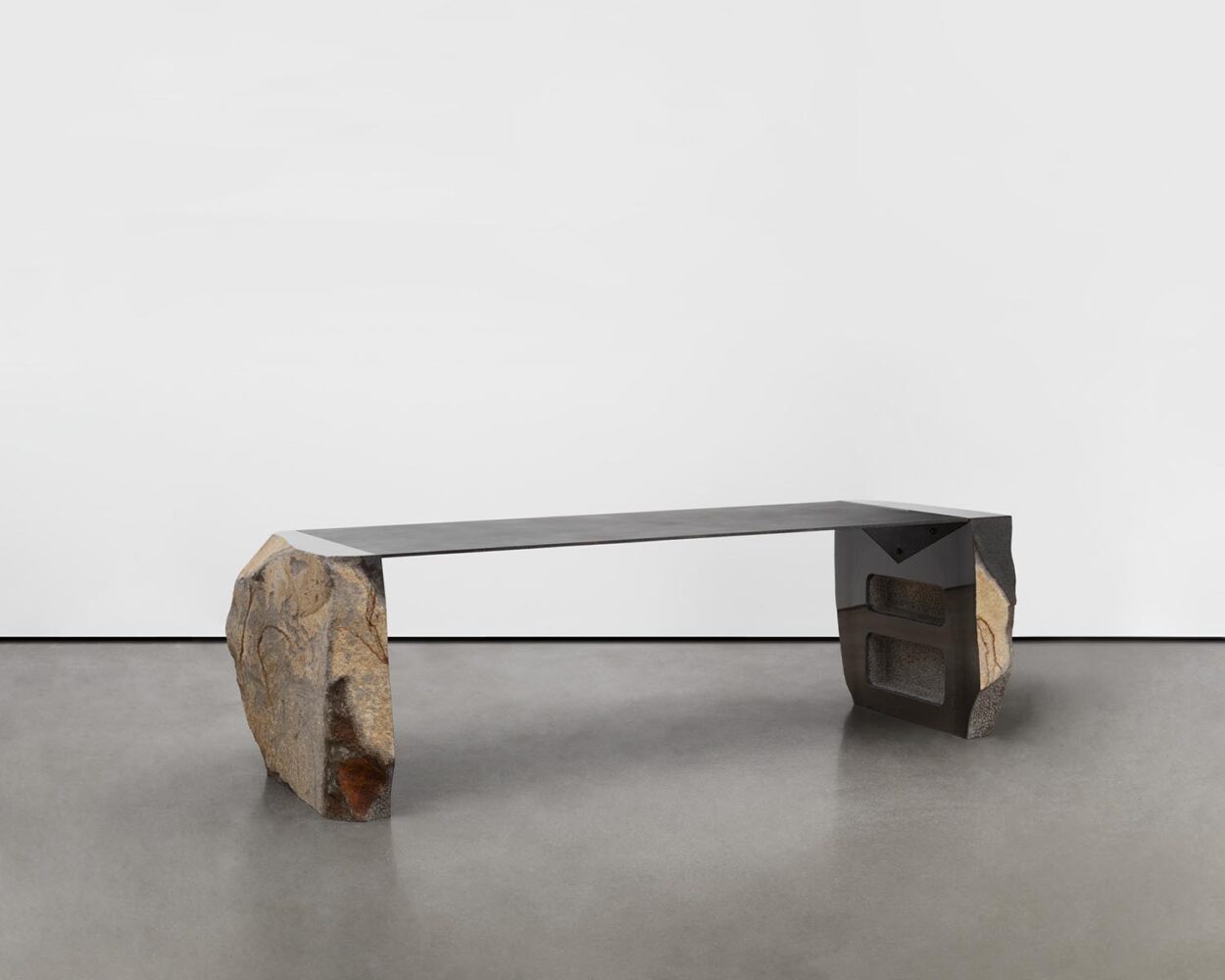 On Earth. Wonmin Park. Carpenters Workshop Gallery. Galerías de diseño