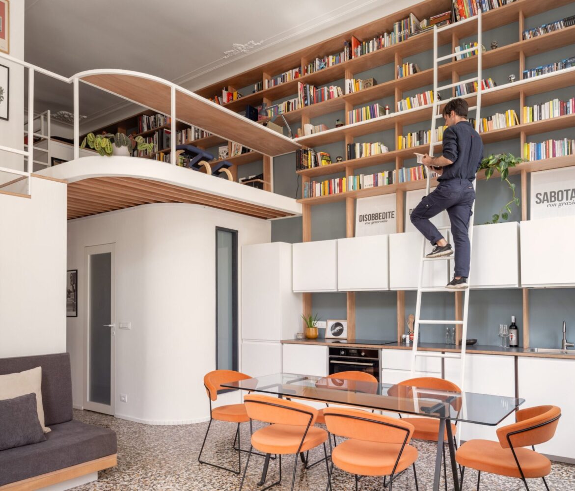 llabb, Tiny Grandeur. Photo by Anna Positano, Gaia Cambiaggi | Studio Campo.