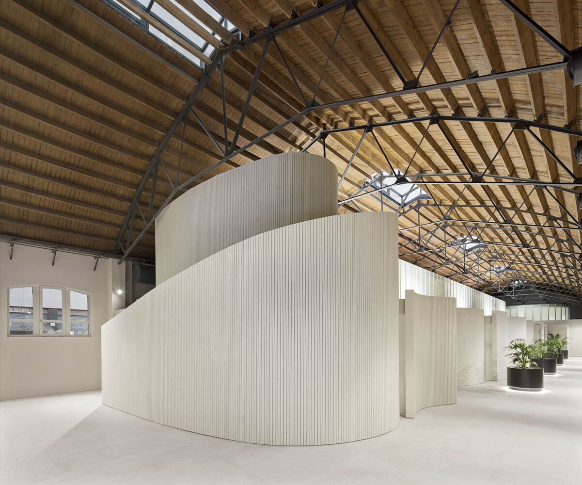 Tanatorio en Barcelona. MIRAG. Arquitectura española