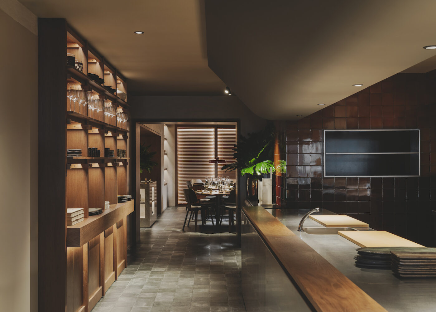 Nomo Eixample, Trenchs Studio, Japón