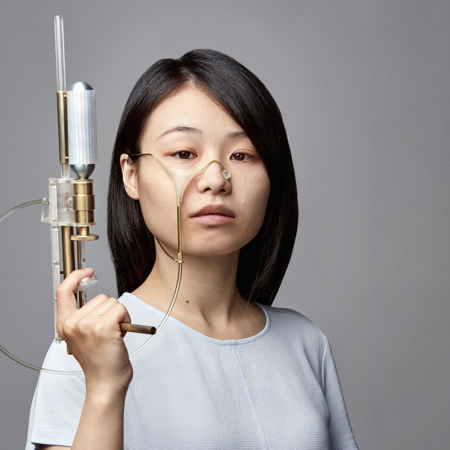  Tear Gun. Yi-Fei Chen